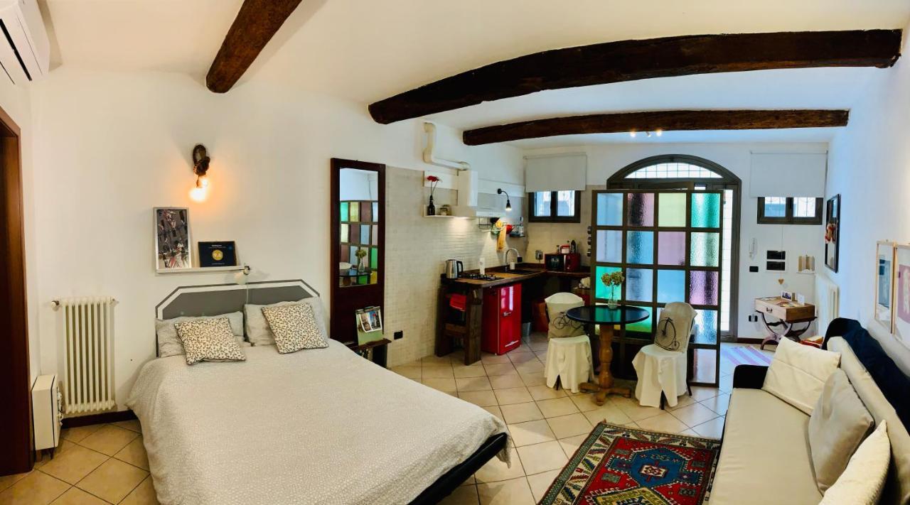 La Casa Degli Zii Lägenhet Ferrara Exteriör bild