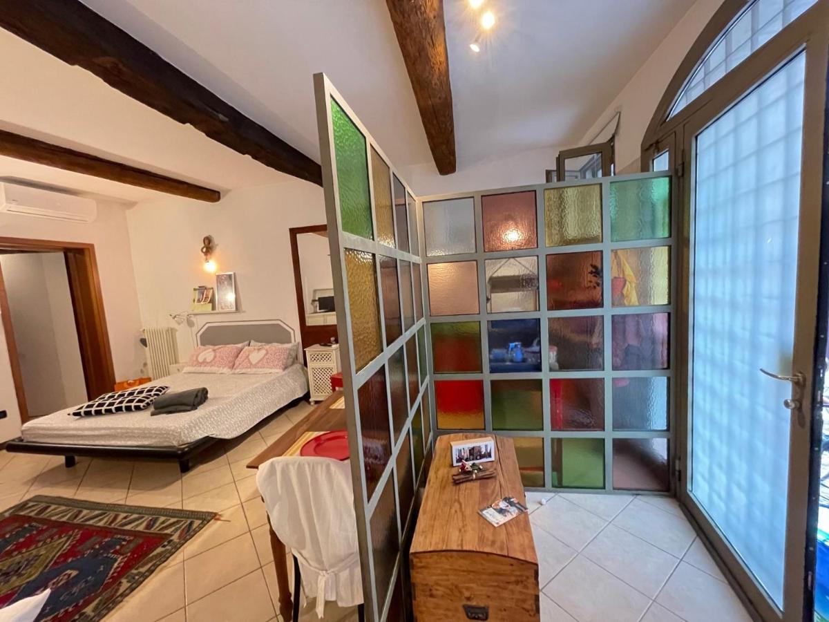 La Casa Degli Zii Lägenhet Ferrara Exteriör bild